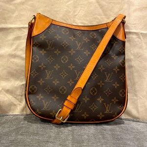 LOUIS VUITTON MONOGRAM ODEON PM M56390 - LIKE NEW CONDITION